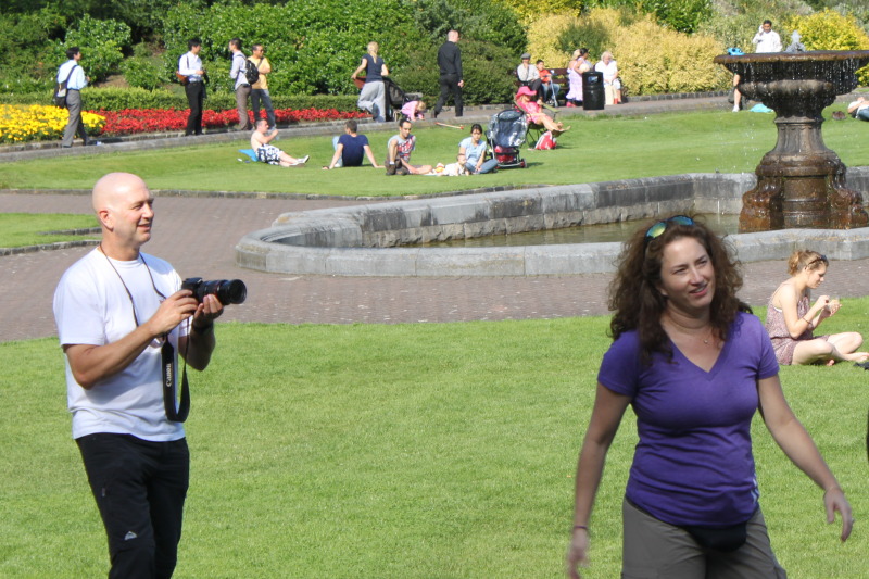 2012-08-10-Ireland-Day1-Dublin-138-Mike-Suzi.JPG