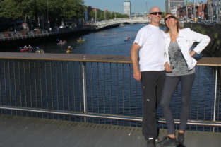 2012-08-10-Ireland-Day1-Dublin-195-Mike-Carla.JPG
