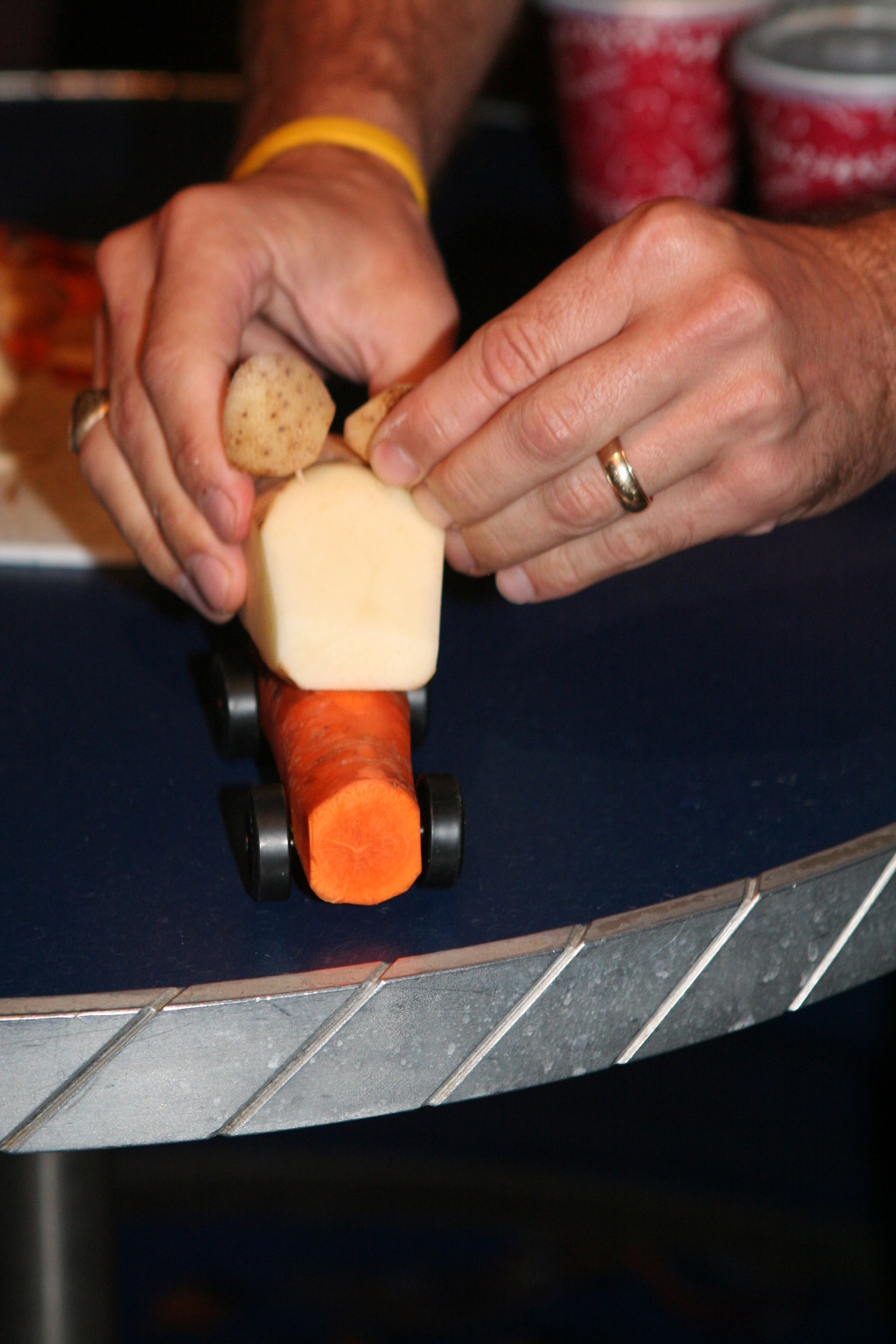 2012/10(October)/2012-10-Disney-Cruise/1024x768_2012-10-01-Disney-Cruise-38-pinewood-derby.JPG