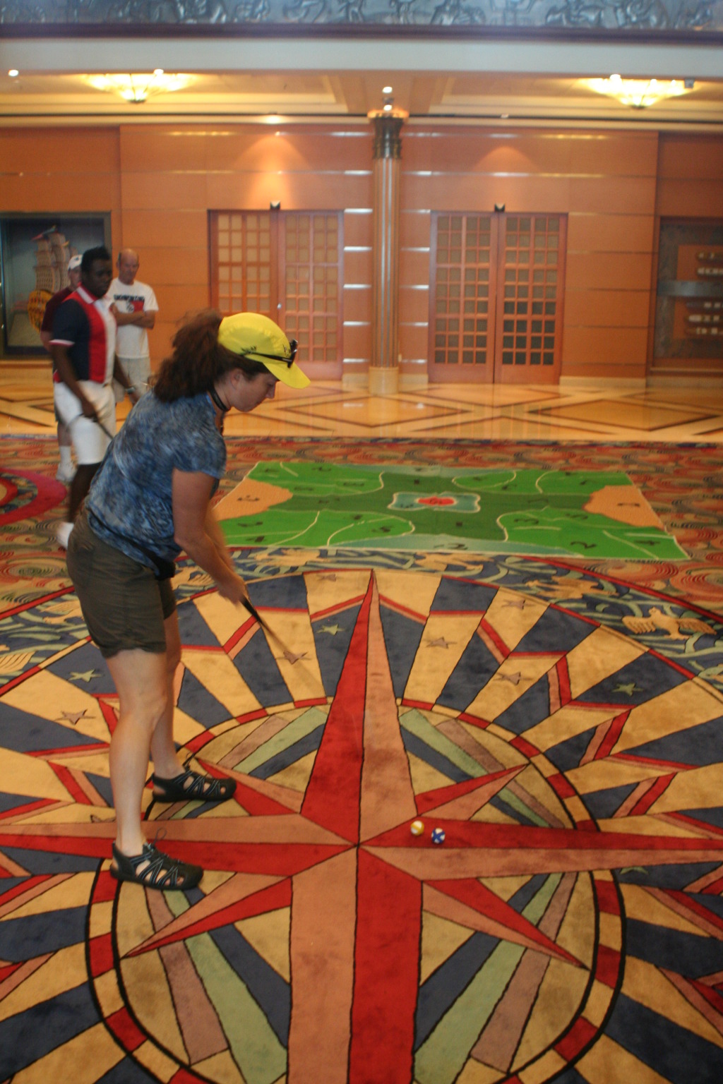 2012/10(October)/2012-10-Disney-Cruise/1024x768_2012-10-01-Disney-Cruise-50-Suzi-golf.JPG