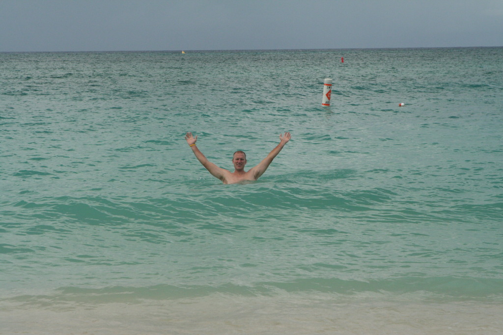 2012/10(October)/2012-10-Disney-Cruise/1024x768_2012-10-02-Disney-Cruise-17-beach-Travis-Chance-Dax.JPG