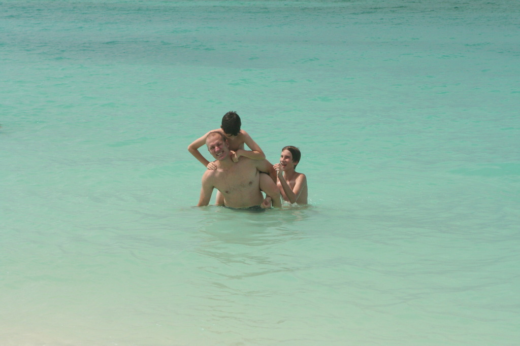 2012/10(October)/2012-10-Disney-Cruise/1024x768_2012-10-02-Disney-Cruise-53-beach-Travis-Chance-Dax.JPG