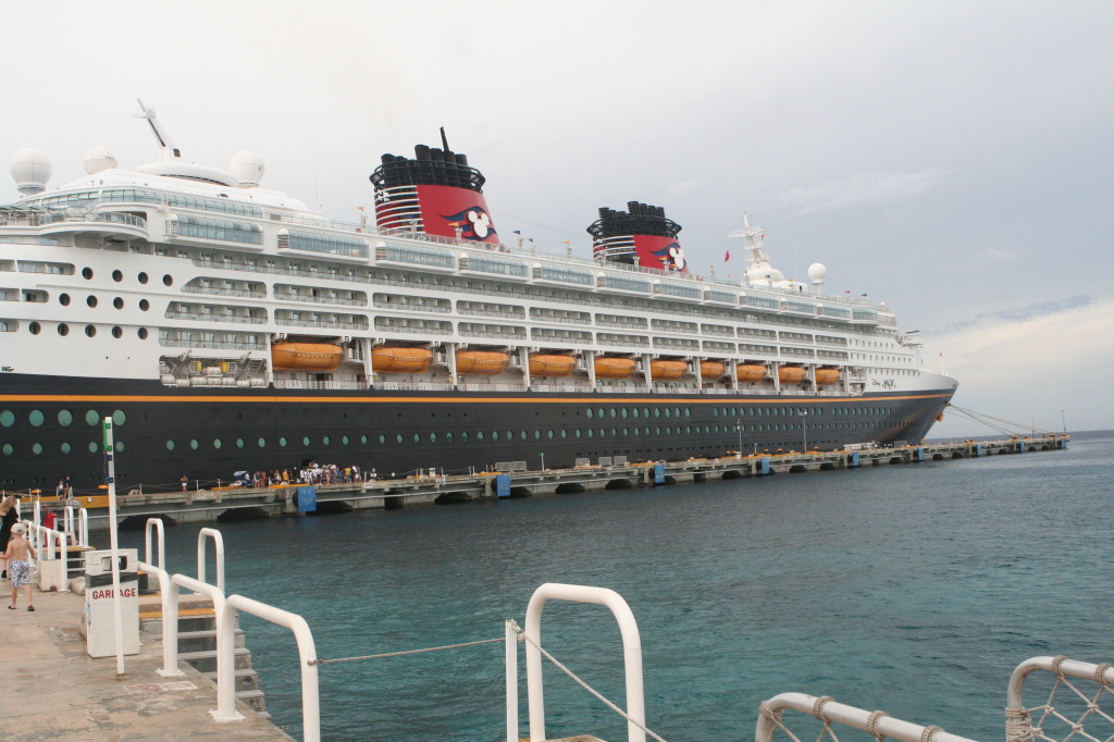 2012/10(October)/2012-10-Disney-Cruise/1024x768_2012-10-04-Disney-Cruise-09.JPG
