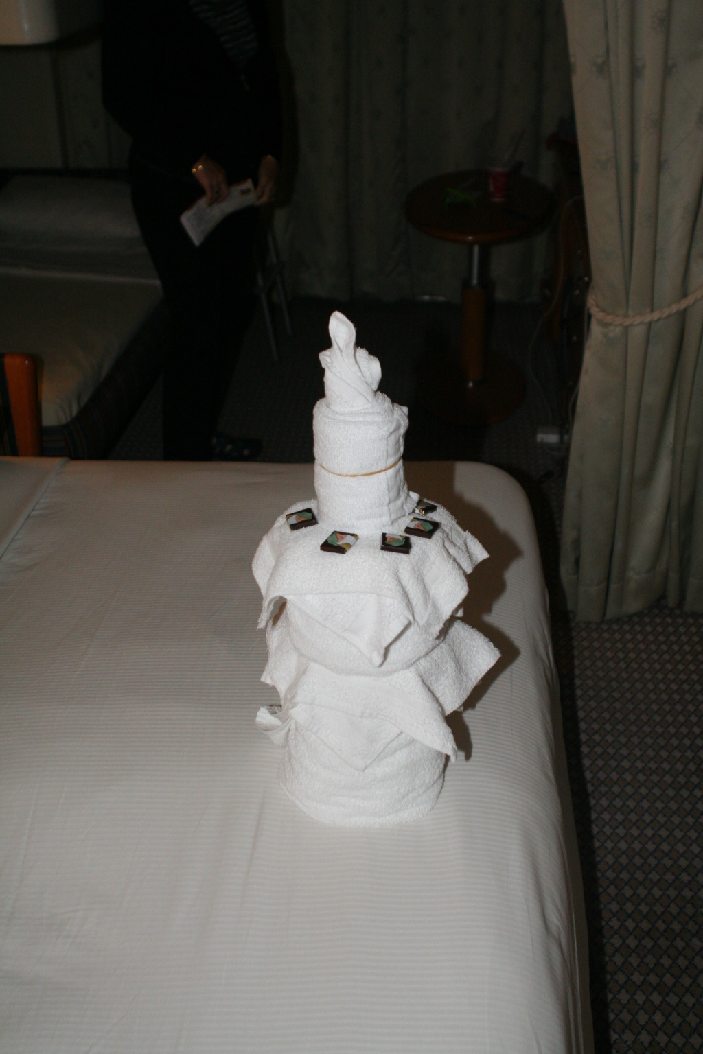 2012-10-05-Disney-Cruise-18-fountain-towel.JPG