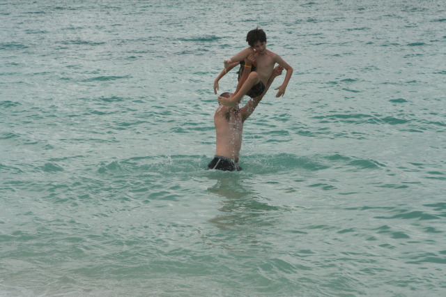 2012/10(October)/2012-10-Disney-Cruise/640x480_2012-10-02-Disney-Cruise-11-beach-Travis-Dax.JPG