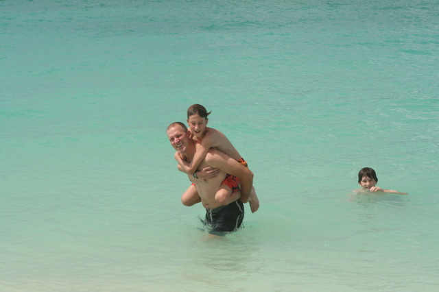 2012/10(October)/2012-10-Disney-Cruise/640x480_2012-10-02-Disney-Cruise-35-beach-Travis-Chance-Dax.JPG