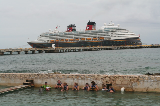 2012-10-03-Disney-Cruise-25-Clayborns-dolphins-ship.JPG