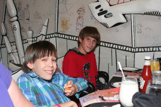 2012/10(October)/2012-10-Disney-Cruise/640x480_2012-10-05-Disney-Cruise-06-Jack-Chance.JPG