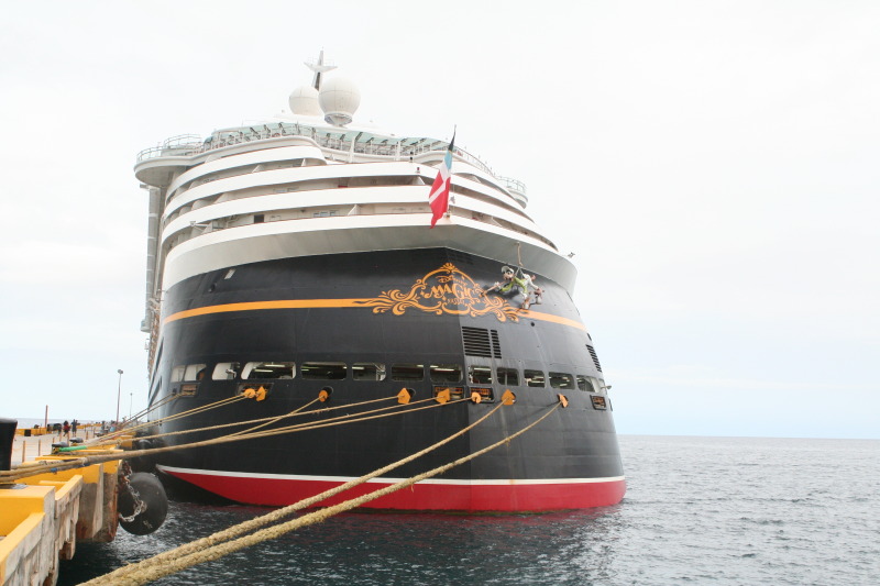 2012/10(October)/2012-10-Disney-Cruise/800x600_2012-10-03-Disney-Cruise-55-Costa-Maya-ship.JPG