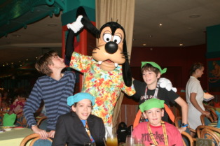 2012-09-30-Disney-Cruise-09-Chance-Jack-Goofy-Dax-Case.JPG