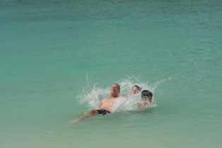 2012-10-02-Disney-Cruise-41-beach-Travis-Chance-Dax.JPG