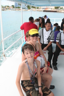 2012-10-02-Disney-Cruise-76-Dax-Suzi.JPG