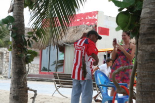 2012-10-03-Disney-Cruise-49-Costa-Maya-pet-squirrel.JPG