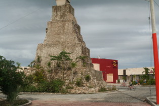 2012-10-03-Disney-Cruise-50-Costa-Maya-Suzi-Stacy.JPG