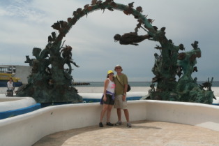 2012-10-04-Disney-Cruise-17-Suzi-Travis.JPG