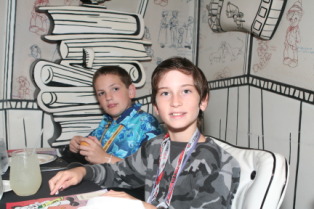 2012-10-05-Disney-Cruise-05-Case-Dax.JPG