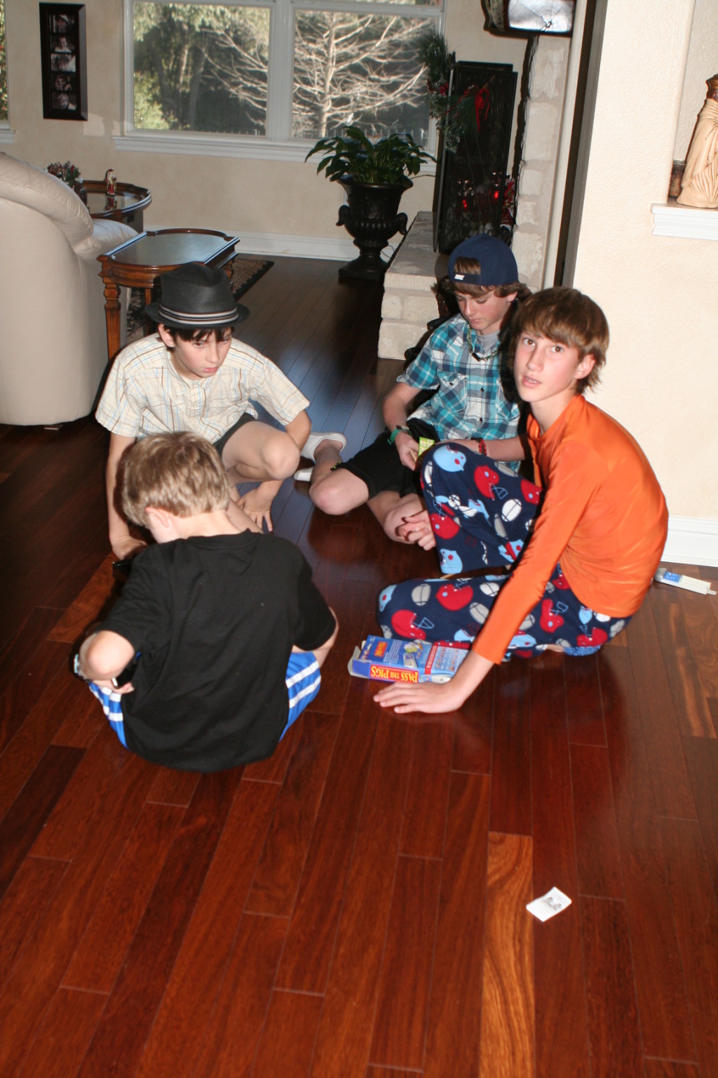 2012/12(December)/Christmas/Day/1024x768_2012-12-25-Christmas-Day-32-Dax-Ian-Vale-Chance.JPG