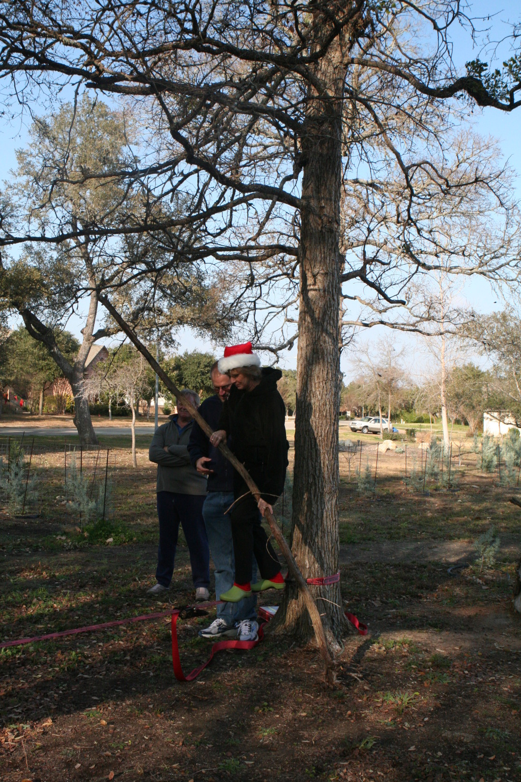 2012/12(December)/Christmas/Day/1024x768_2012-12-25-Christmas-Day-86-slackline-Jim-Travis-Janeen.JPG