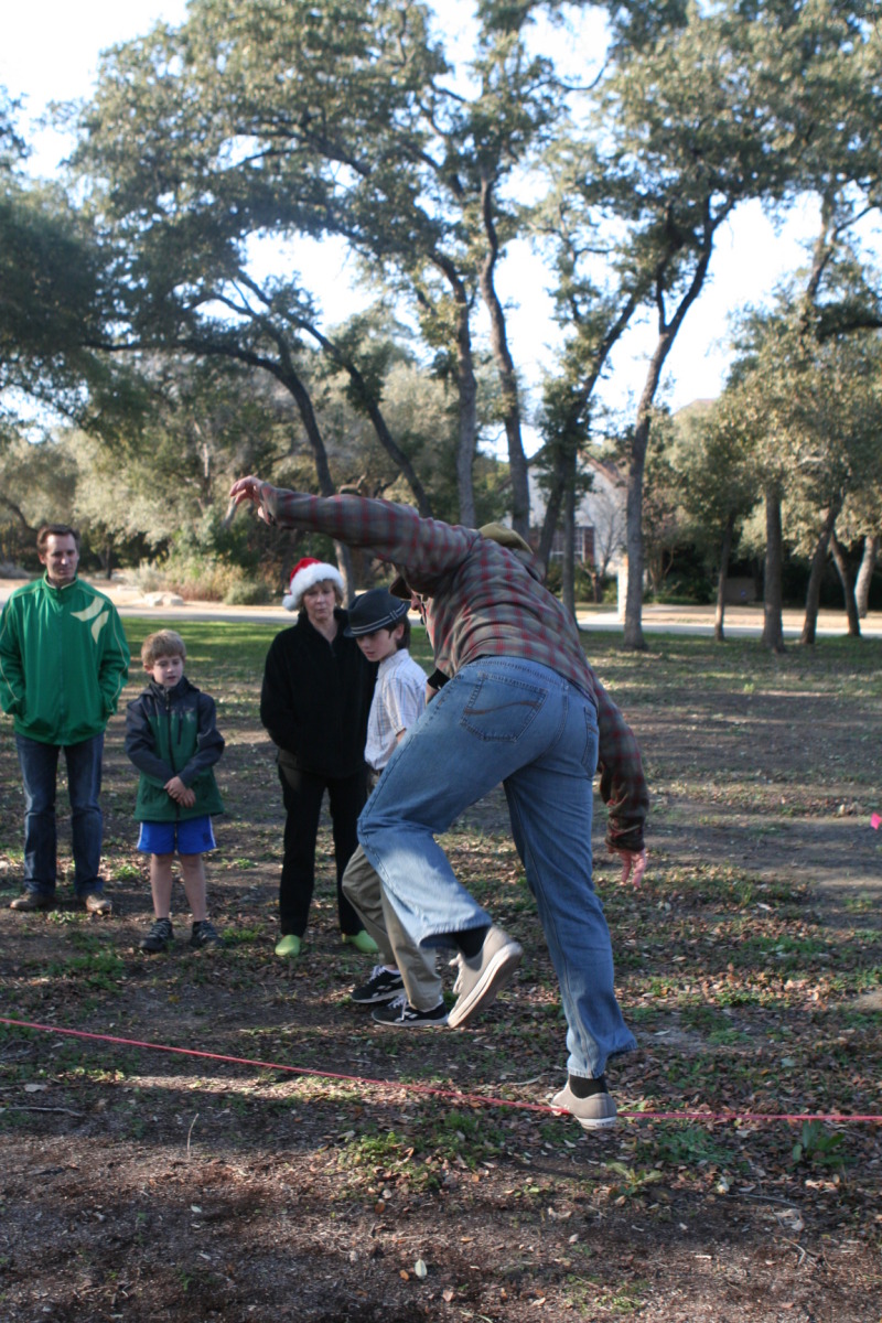 2012/12(December)/Christmas/Day/800x600_2012-12-25-Christmas-Day-47-slackline-Justin.JPG