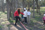 2012-12-25-Christmas-Day-65-slackline-Suzi-Ian-Heaher-Dax.JPG