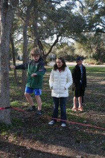 2012-12-25-Christmas-Day-75-slackline-Ian-Heather-Vale.JPG