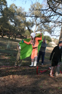 2012-12-25-Christmas-Day-84-slackline-Kyla-Jim-Vale.JPG