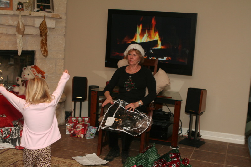 2012/12(December)/Christmas/Eve/800x600_2012-12-24-Christmas-111-Janeen.JPG