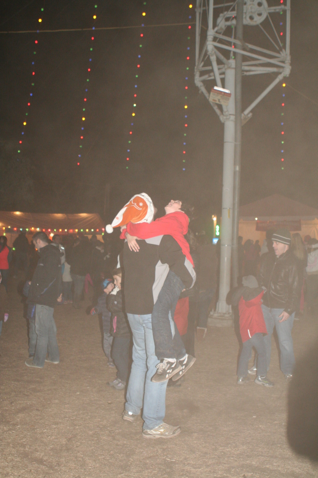 2012/12(December)/Christmas/Trail-of-Lights/1024x768_2012-12-22-Trail-of-Lights-28-Travis-Dax.JPG