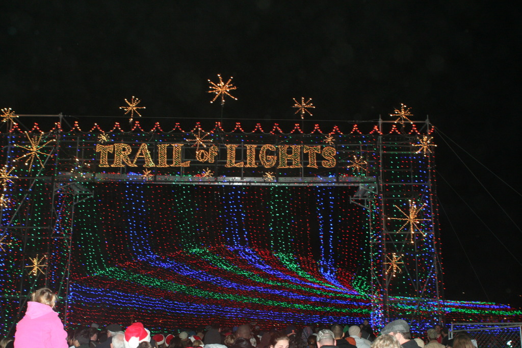 2012/12(December)/Christmas/Trail-of-Lights/1024x768_2012-12-22-Trail-of-Lights-40.JPG