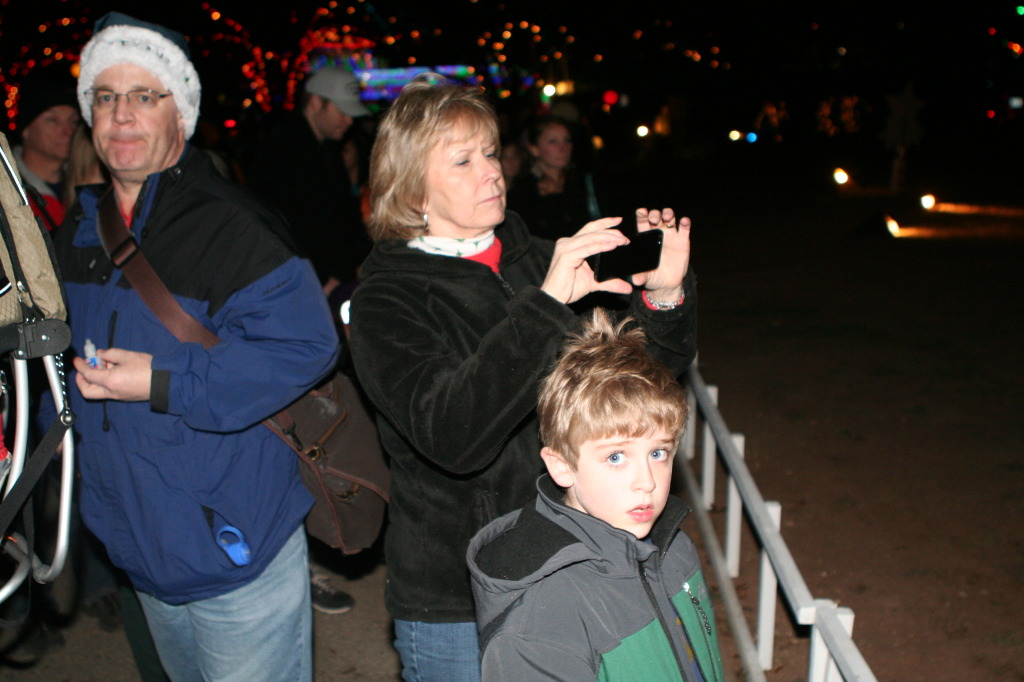 2012/12(December)/Christmas/Trail-of-Lights/1024x768_2012-12-22-Trail-of-Lights-42-Janeen-Ian.JPG