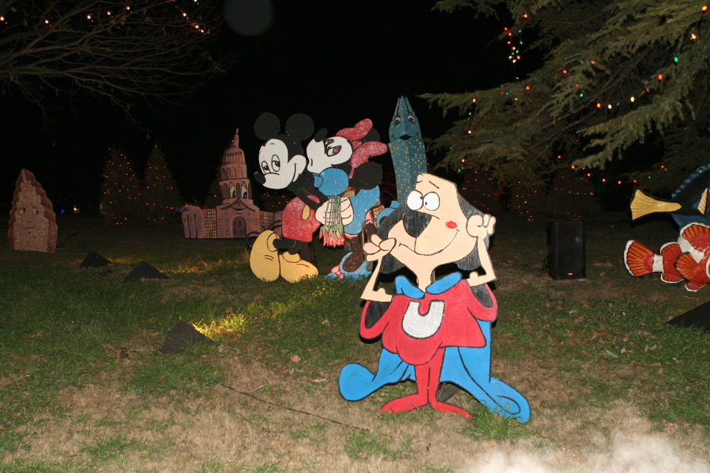 2012/12(December)/Christmas/Trail-of-Lights/1024x768_2012-12-22-Trail-of-Lights-60.JPG