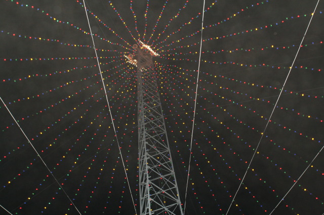 2012/12(December)/Christmas/Trail-of-Lights/640x480_2012-12-22-Trail-of-Lights-06.JPG