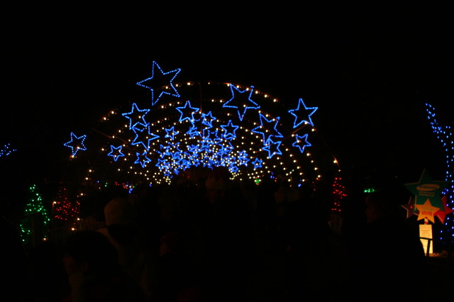 2012-12-22-Trail-of-Lights-78.JPG