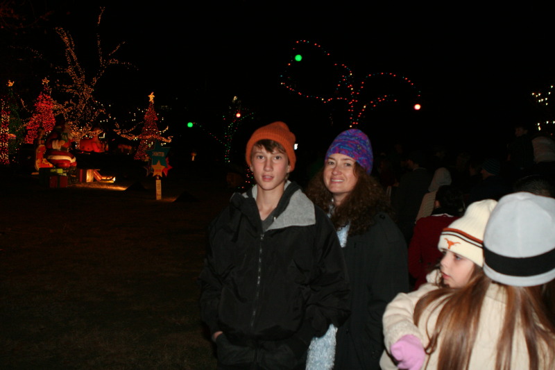 2012-12-22-Trail-of-Lights-51-Chance-Suzi.JPG