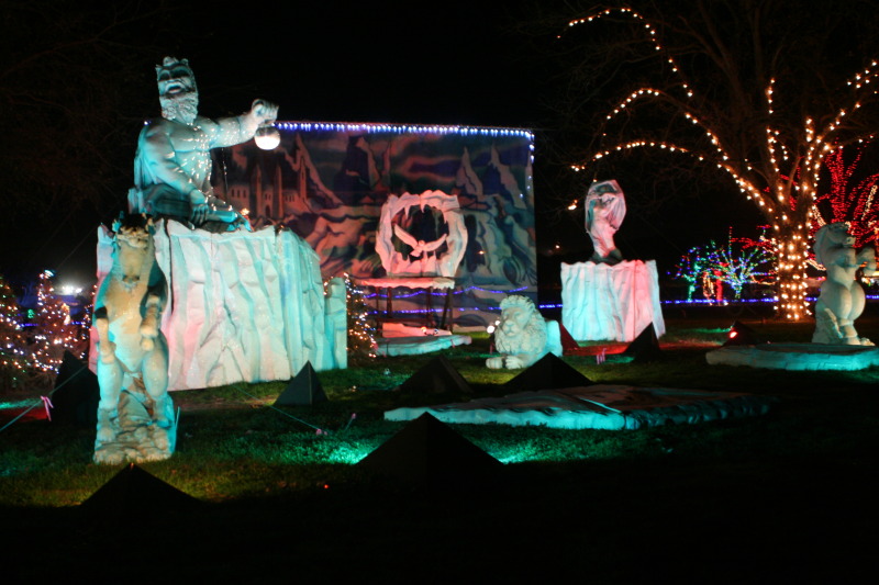 2012-12-22-Trail-of-Lights-75.JPG