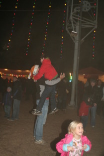 2012-12-22-Trail-of-Lights-24-Travis-Dax.JPG