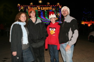 2012-12-22-Trail-of-Lights-83-Suzi-Chance-Dax-Travis-GOOD.JPG