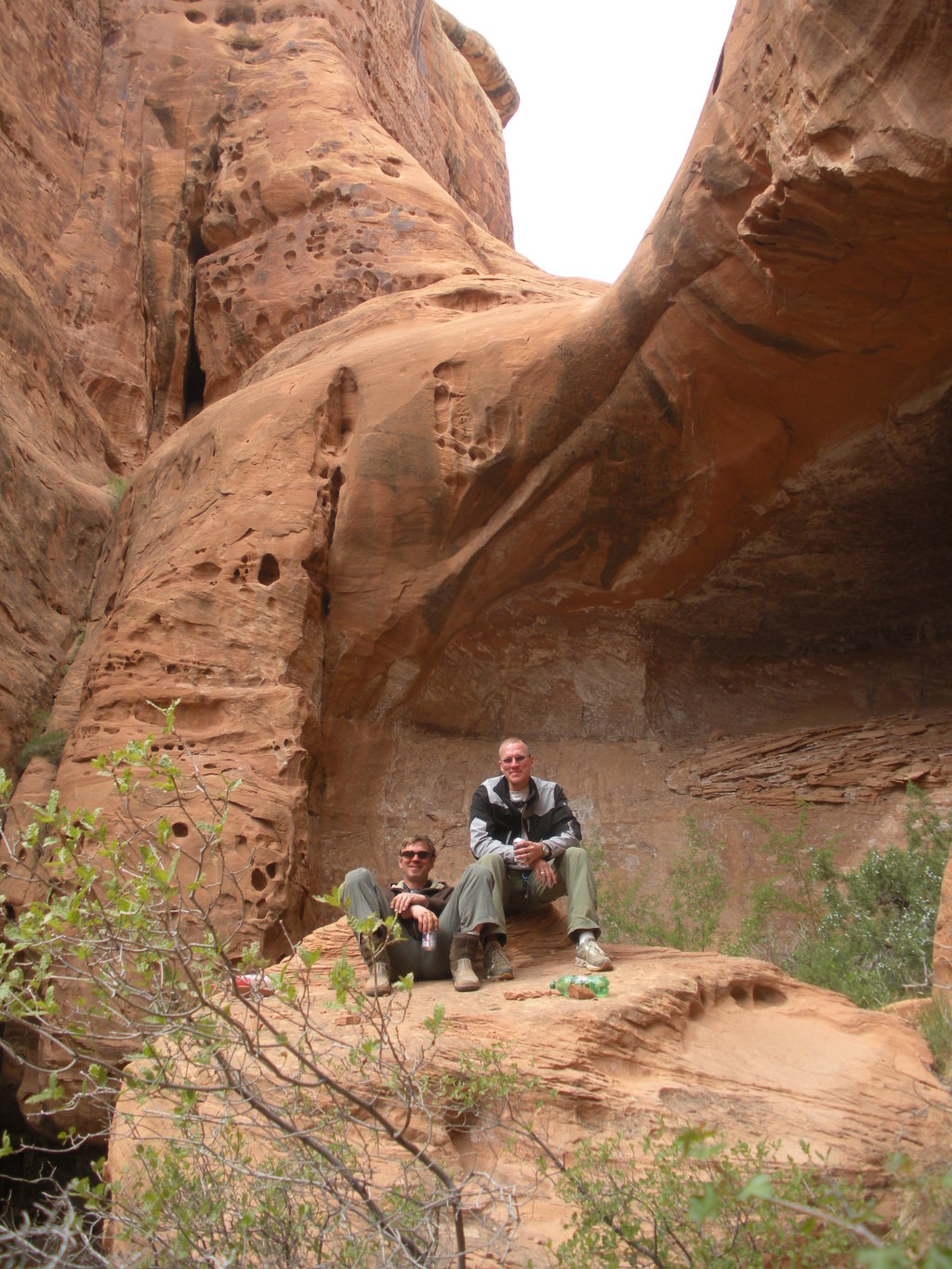 2012/BEST-OF/1024x768_2012-04-12-Moab-UT-05-bridges-Justin-Travis-GOOD.JPG