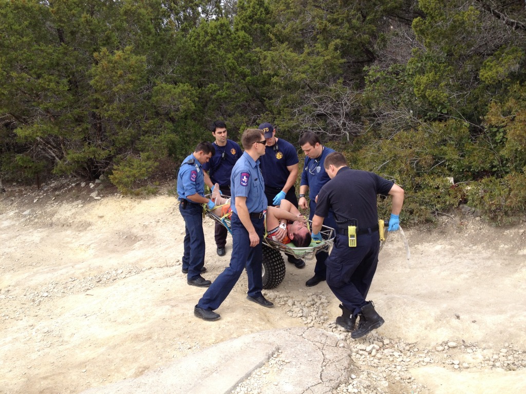 2013/01(January)/Troop214-Barton-Creek-hike/1024x768_2013-01-27-Practice-Hike-Barton-Springs-Trail-assisting-hurt-biker-12.JPG