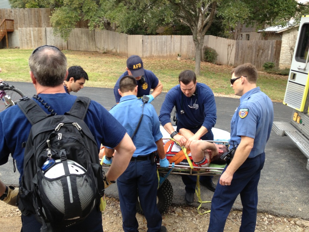 2013/01(January)/Troop214-Barton-Creek-hike/1024x768_2013-01-27-Practice-Hike-Barton-Springs-Trail-assisting-hurt-biker-15.JPG