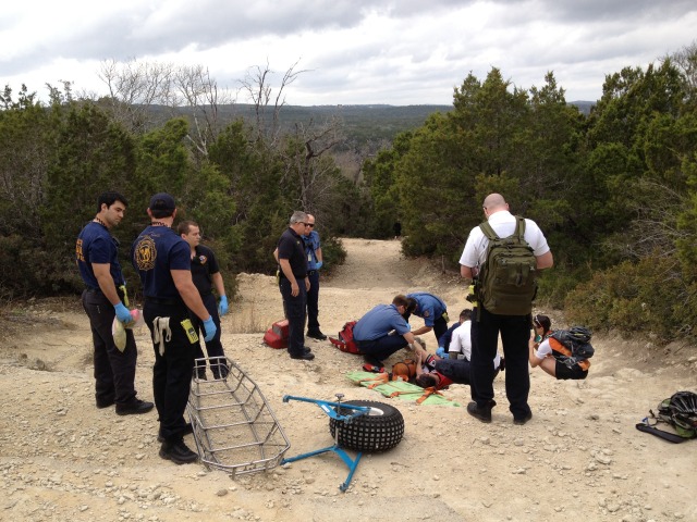 2013/01(January)/Troop214-Barton-Creek-hike/640x480_2013-01-27-Practice-Hike-Barton-Springs-Trail-assisting-hurt-biker-6.JPG