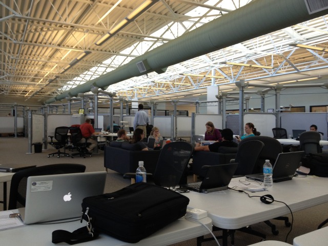 2013/01(January)/VA-ERM/640x480_2013-01-08-09-open-office-space.JPG