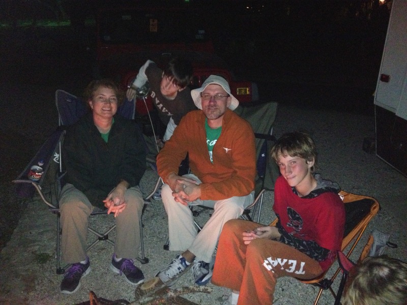 2013/02(February)/Camping-with-Terhunes/800x600_2013-02-02-Camp-Jellystone-Terhunes-03-Suzi-Dax-Travis-Chance.JPG