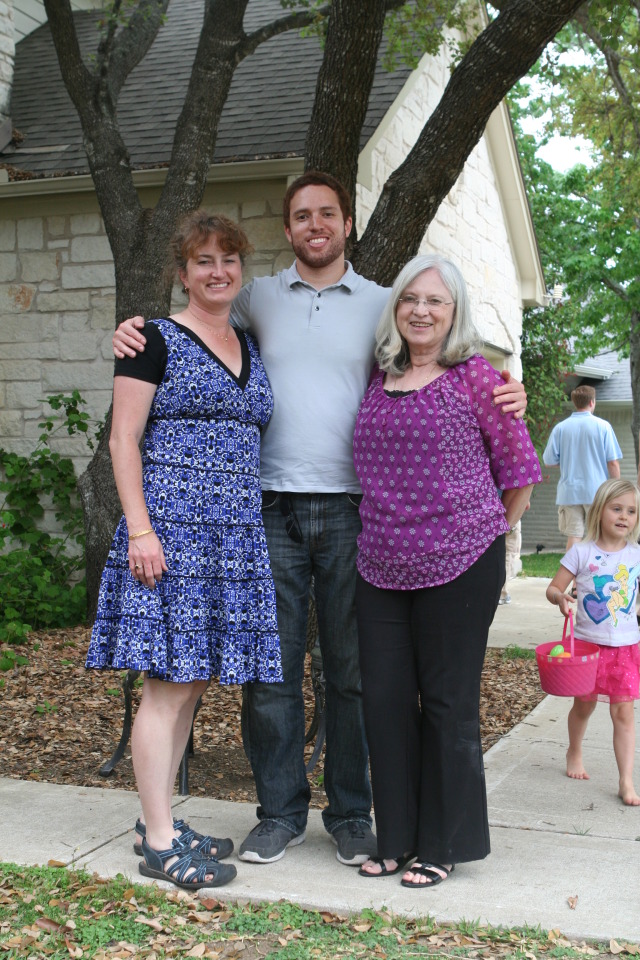 2013-03-31-Easter-21-Suzi-Mark-Susana.JPG