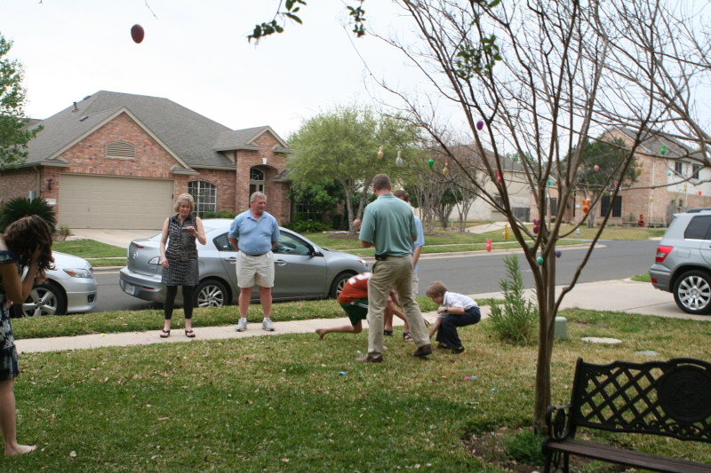 2013/03(March)/Easter/800x600_2013-03-31-Easter-31-Janeen-Jim-Chance-Travis-Josh-Ian.JPG