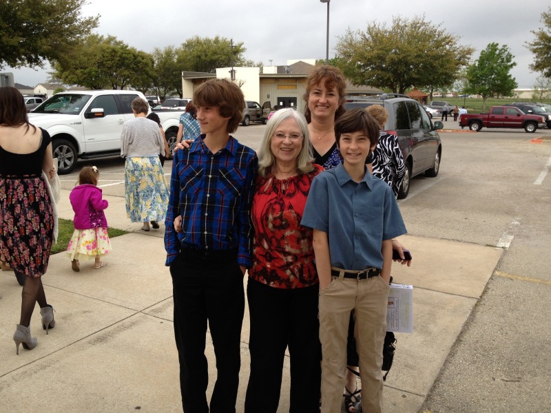 2013-03-31-Easter-47--Chance-Susana-Suzi-Dax-church.JPG