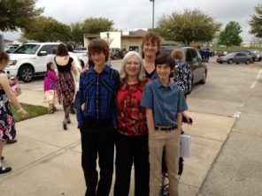 2013-03-31-Easter-48--Chance-Susana-Suzi-Dax-church.JPG