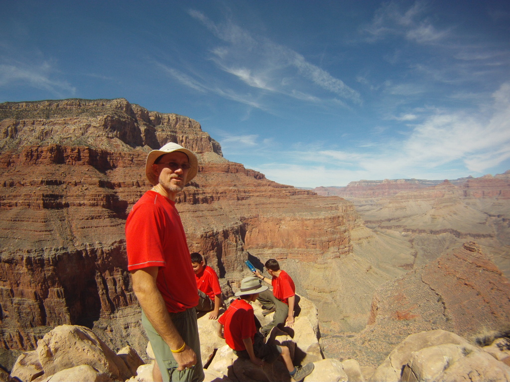 2013/03(March)/Grand-Canyon/Top200/1024x768_2013-03-14-Grand-Canyon-37-Hermits-Rest-Travis-Lance-Chance-Nathan.JPG