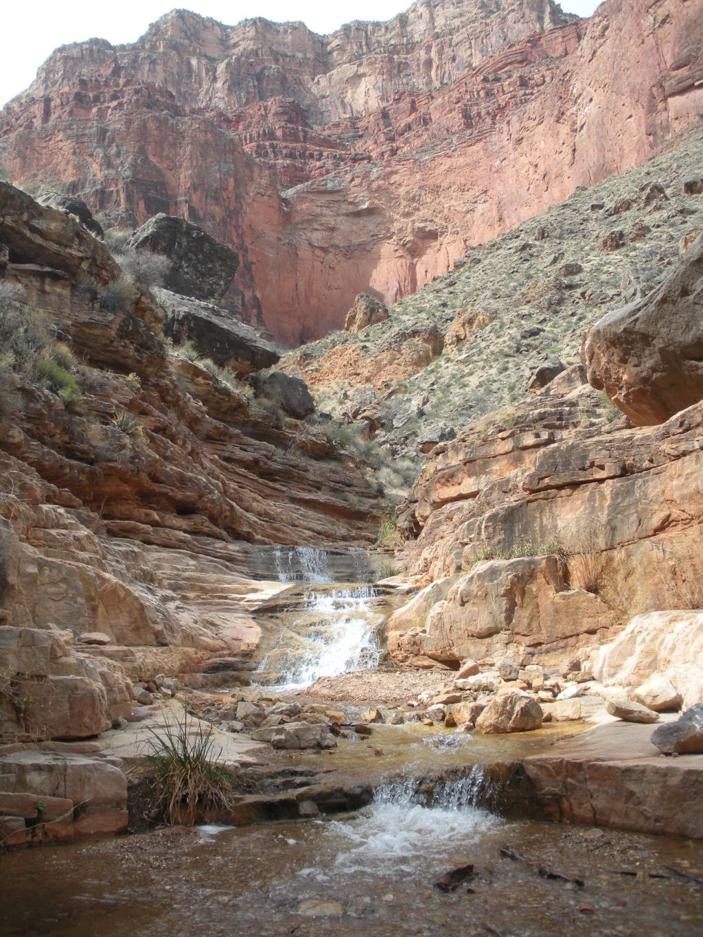 2013/03(March)/Grand-Canyon/Top200/1024x768_2013-03-15-Grand-Canyon-16-Monument.JPG