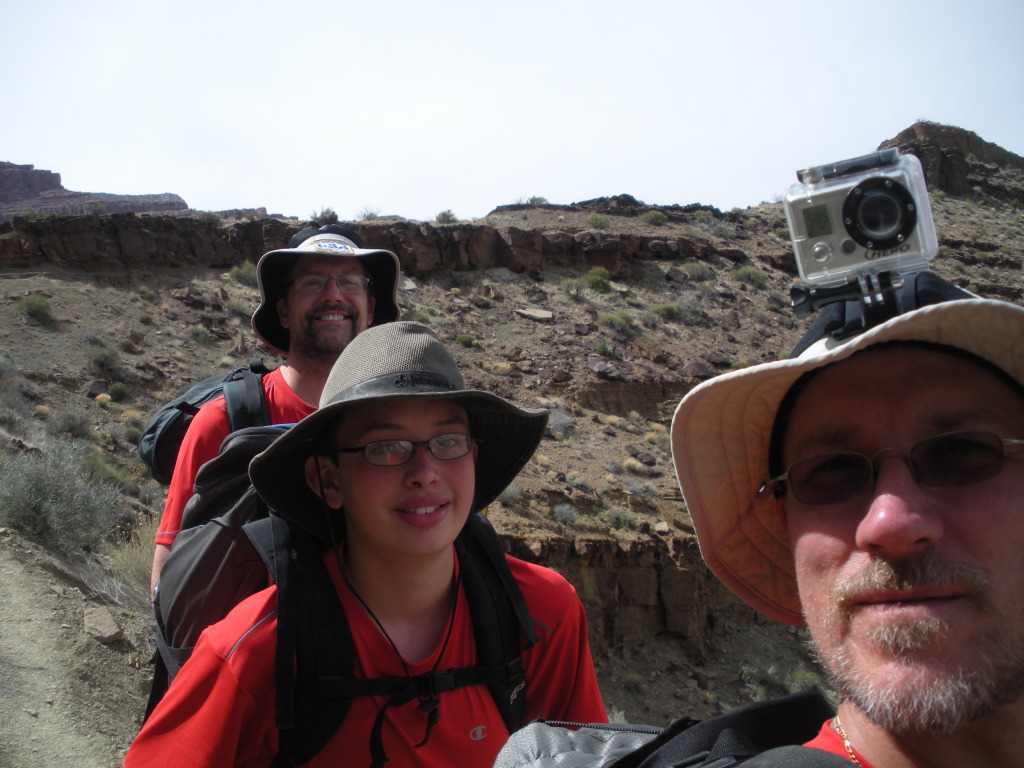 2013/03(March)/Grand-Canyon/Top200/1024x768_2013-03-15-Grand-Canyon-23-Monument-Matt-Nathan-Travis.JPG